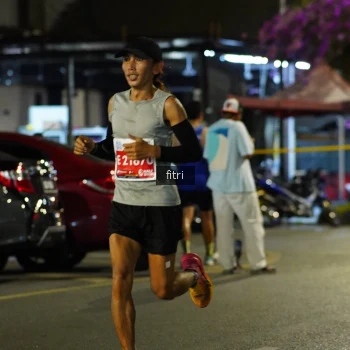Runner Photo 1124815