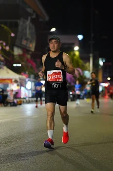 Runner Photo 1125334