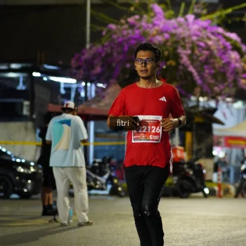 Runner Photo 1125399