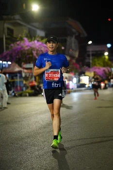 Runner Photo 1126600
