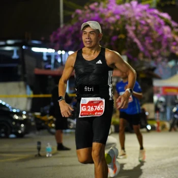 Runner Photo 1127644