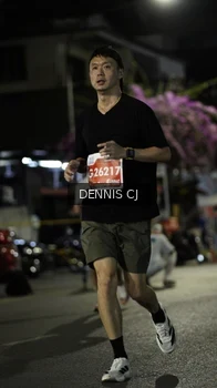 Runner Photo 1128136