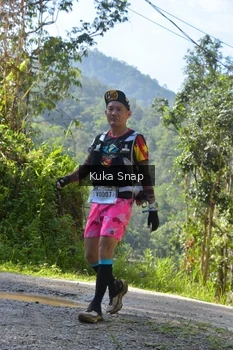 Runner Photo 1129388