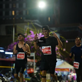 Runner Photo 1131260