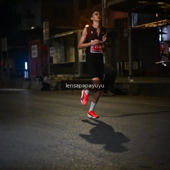 Runner Photo 1133167