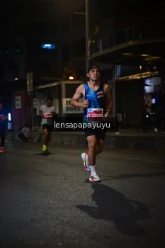 Runner Photo 1133680