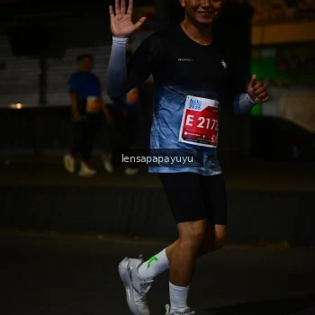 Runner Photo 1143401