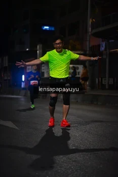 Runner Photo 1143431