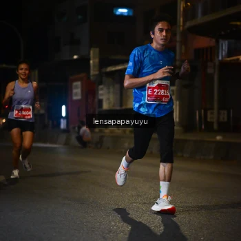 Runner Photo 1143607