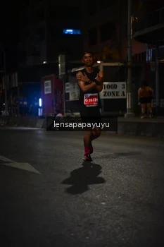 Runner Photo 1143658
