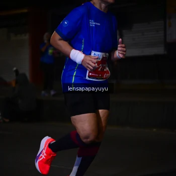 Runner Photo 1143735