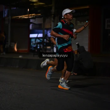 Runner Photo 1143880