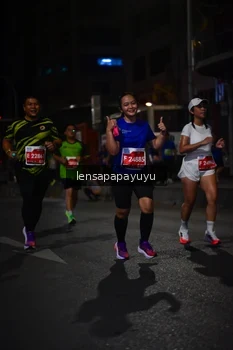Runner Photo 1144002