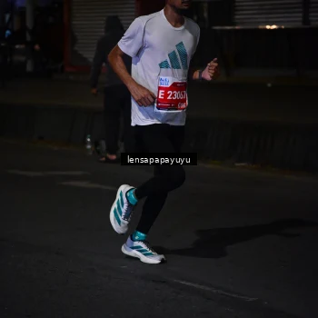 Runner Photo 1144777