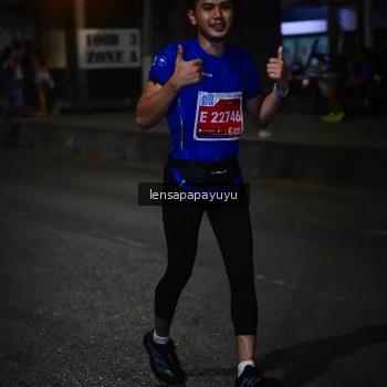 Runner Photo 1144833