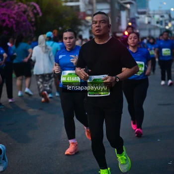 Runner Photo 1147308