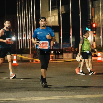 Runner Photo 1147537