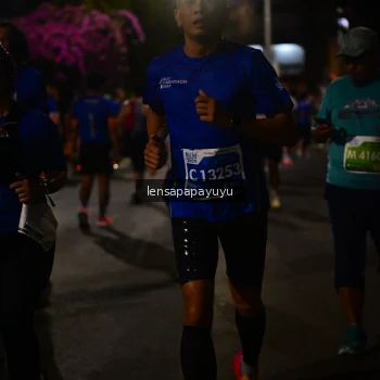 Runner Photo 1148480