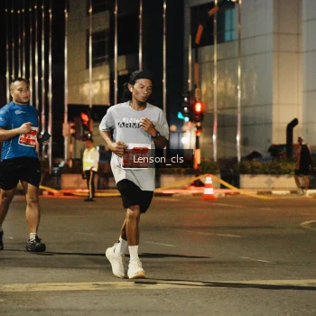 Runner Photo 1148836