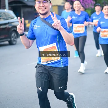 Runner Photo 1149529