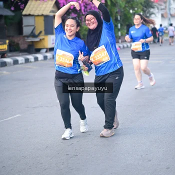 Runner Photo 1150210