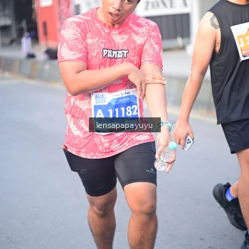 Runner Photo 1150290