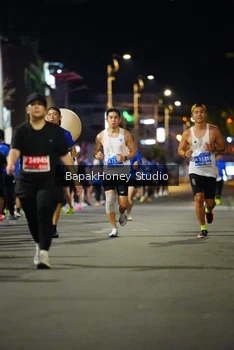 Runner Photo 1151135