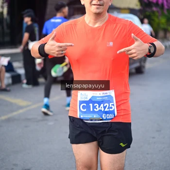 Runner Photo 1151500