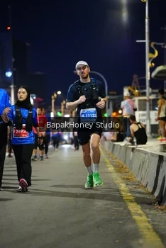 Runner Photo 1152249