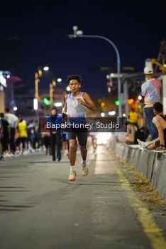 Runner Photo 1152347