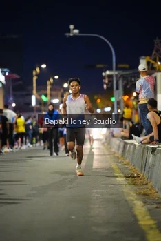 Runner Photo 1152353