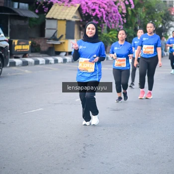 Runner Photo 1153286
