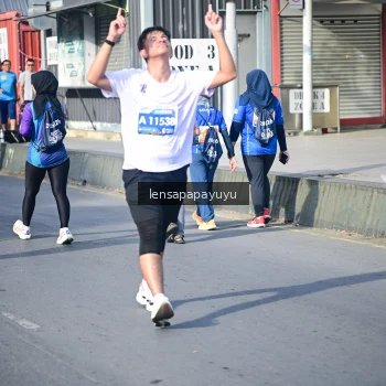 Runner Photo 1153814