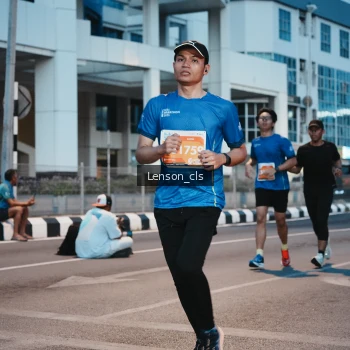 Runner Photo 1154733