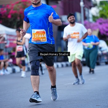 Runner Photo 1156658