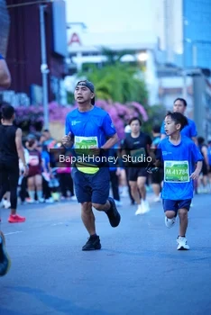 Runner Photo 1157104