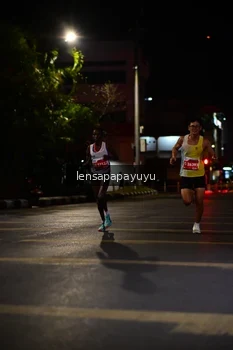 Runner Photo 1158337