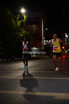 Runner Photo 1158359