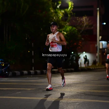 Runner Photo 1158791