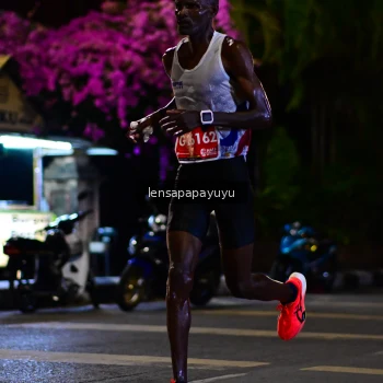 Runner Photo 1159626