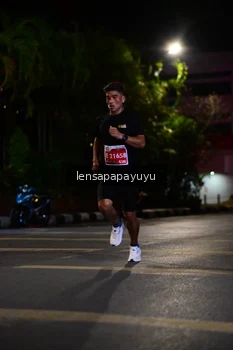 Runner Photo 1159686