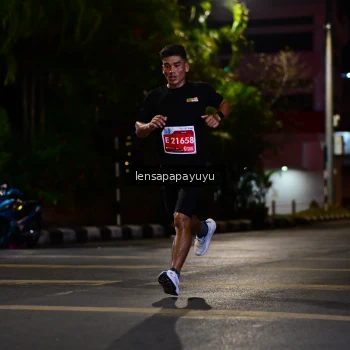 Runner Photo 1159687