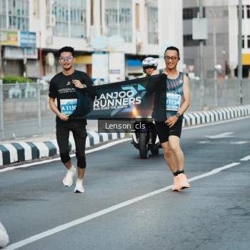 Runner Photo 1159716