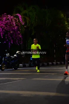 Runner Photo 1160150