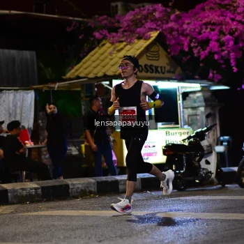Runner Photo 1160502