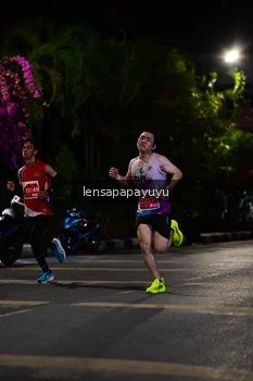 Runner Photo 1162830