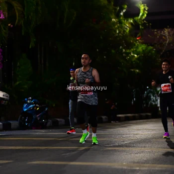 Runner Photo 1162885