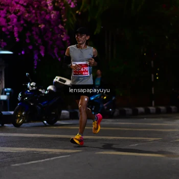 Runner Photo 1164308