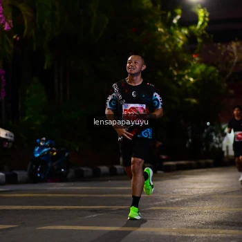 Runner Photo 1164740