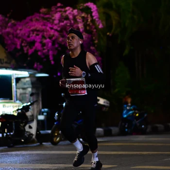 Runner Photo 1165056